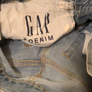 Gap light blue jeans 28/28 never worn